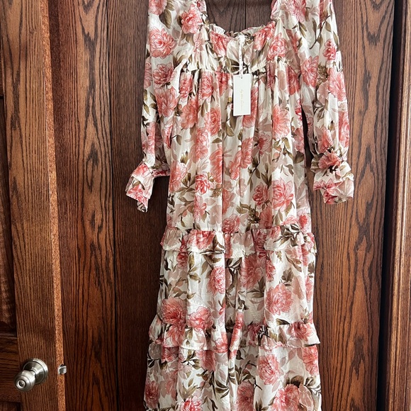 Chic Floral Maxi Dress - Pink and Cream - Picture 2 of 9